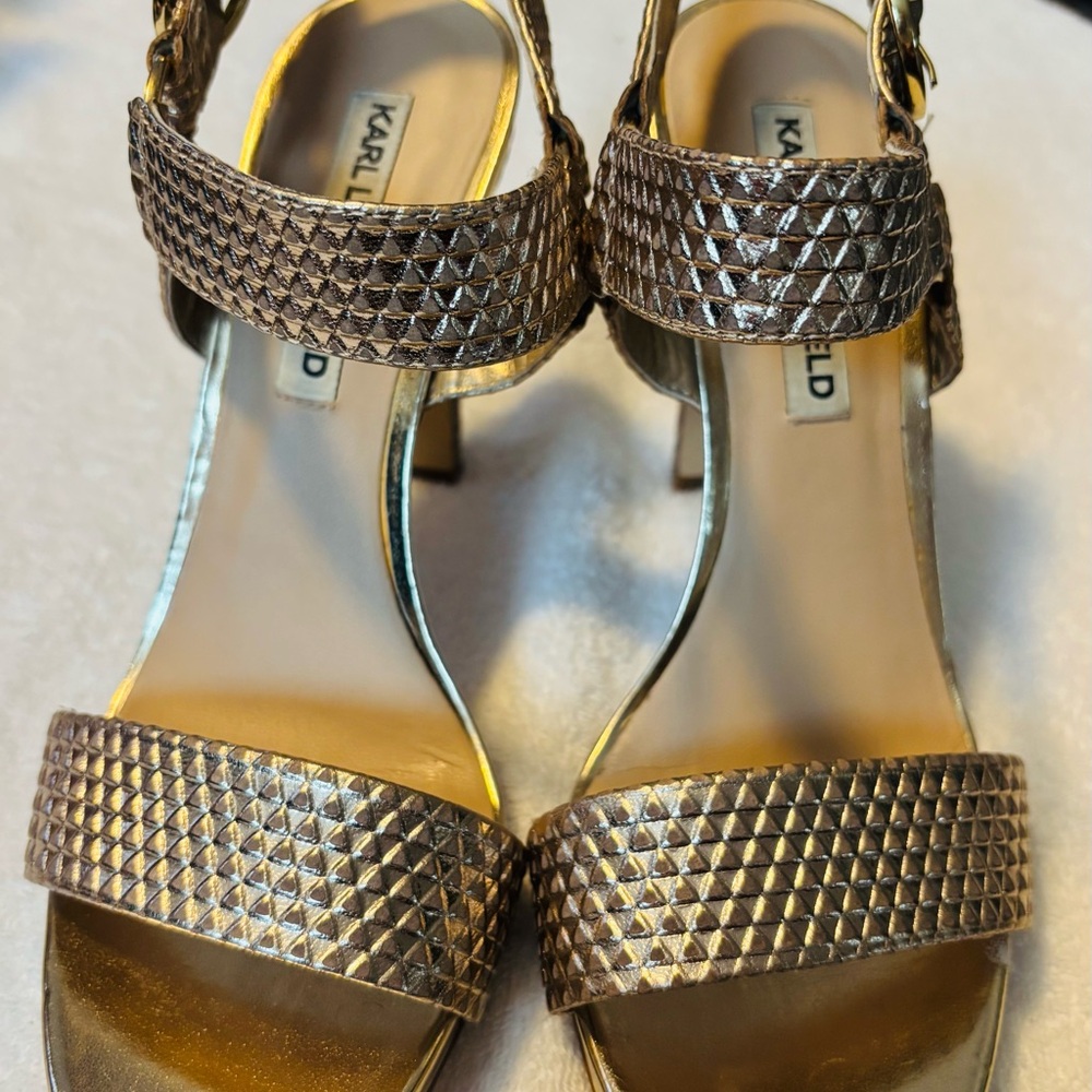 Karl Lagerfeld Gold Heels - size 9 - heel 4.5 inches - box 88